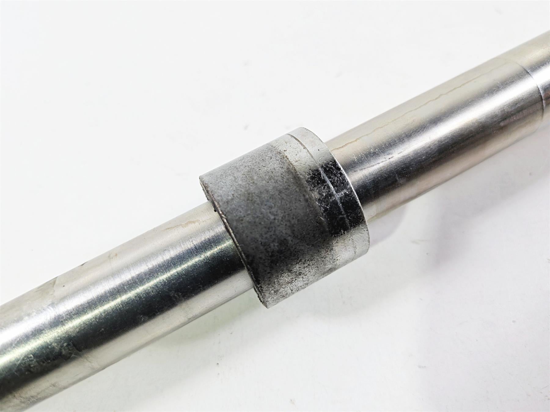 2020 Indian Challenger Limited Front Axle Wheel Spindle 5138509H-Mototech271