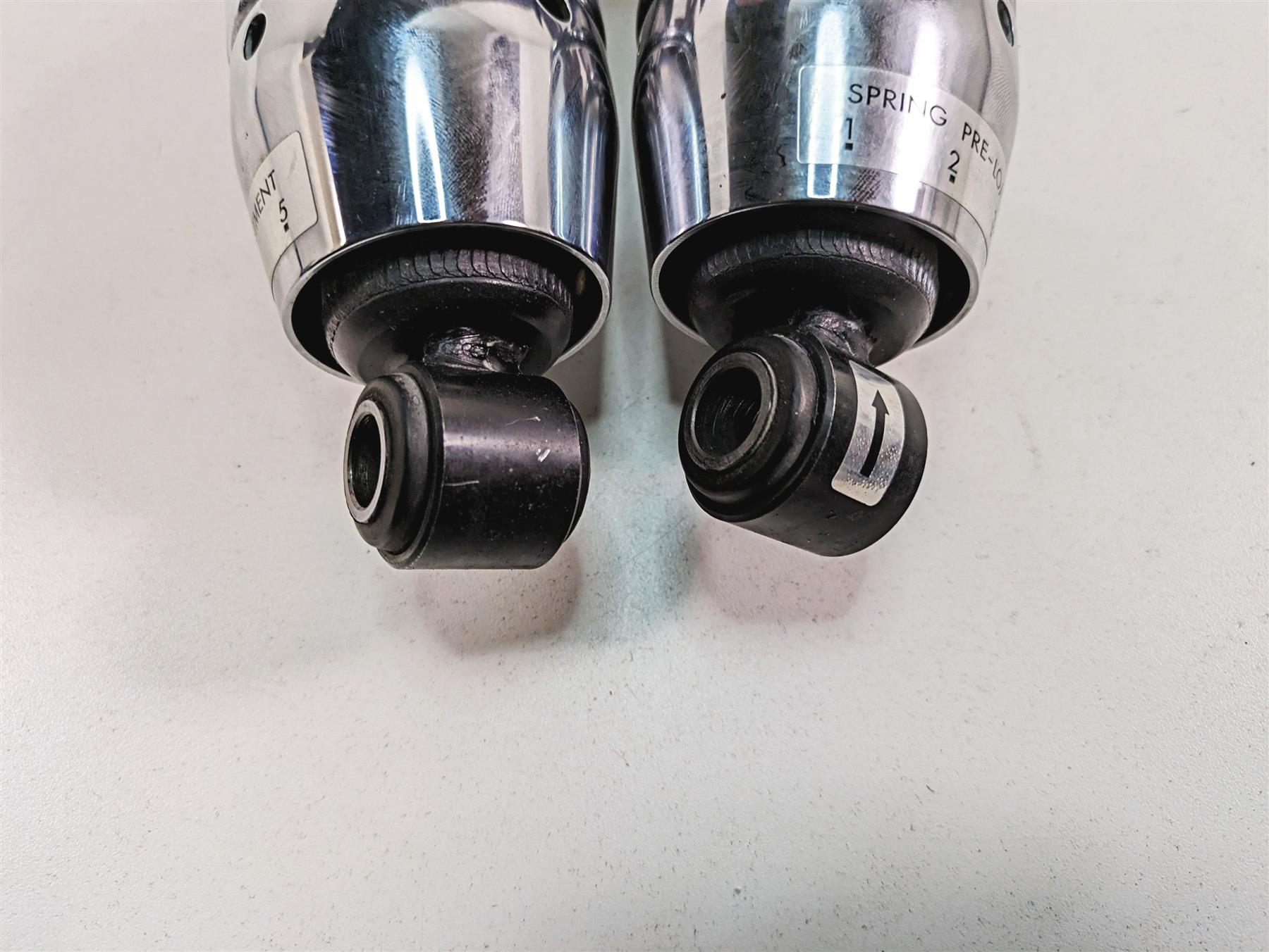 2009 Harley FXDF Dyna Fat Bob 12" Rear Shock Damper Suspension Set 54537-08A {{ shop.shopifyCountryName }} - Mototech271