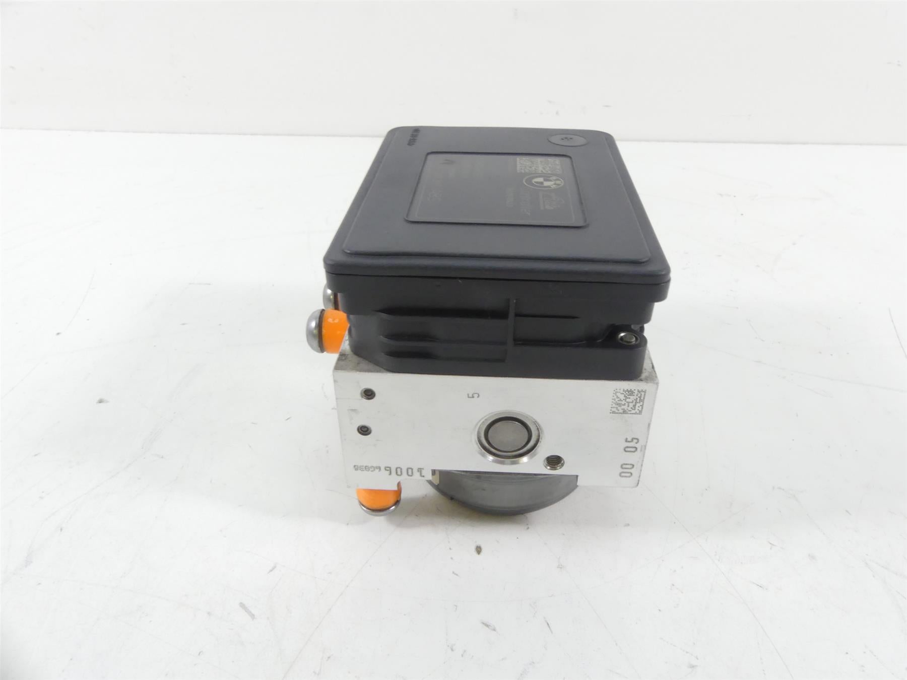 2016 BMW R1200GS K50 Abs Brake Pump Pressure Module 34518566956 8561704 {{ shop.shopifyCountryName }} - Mototech271