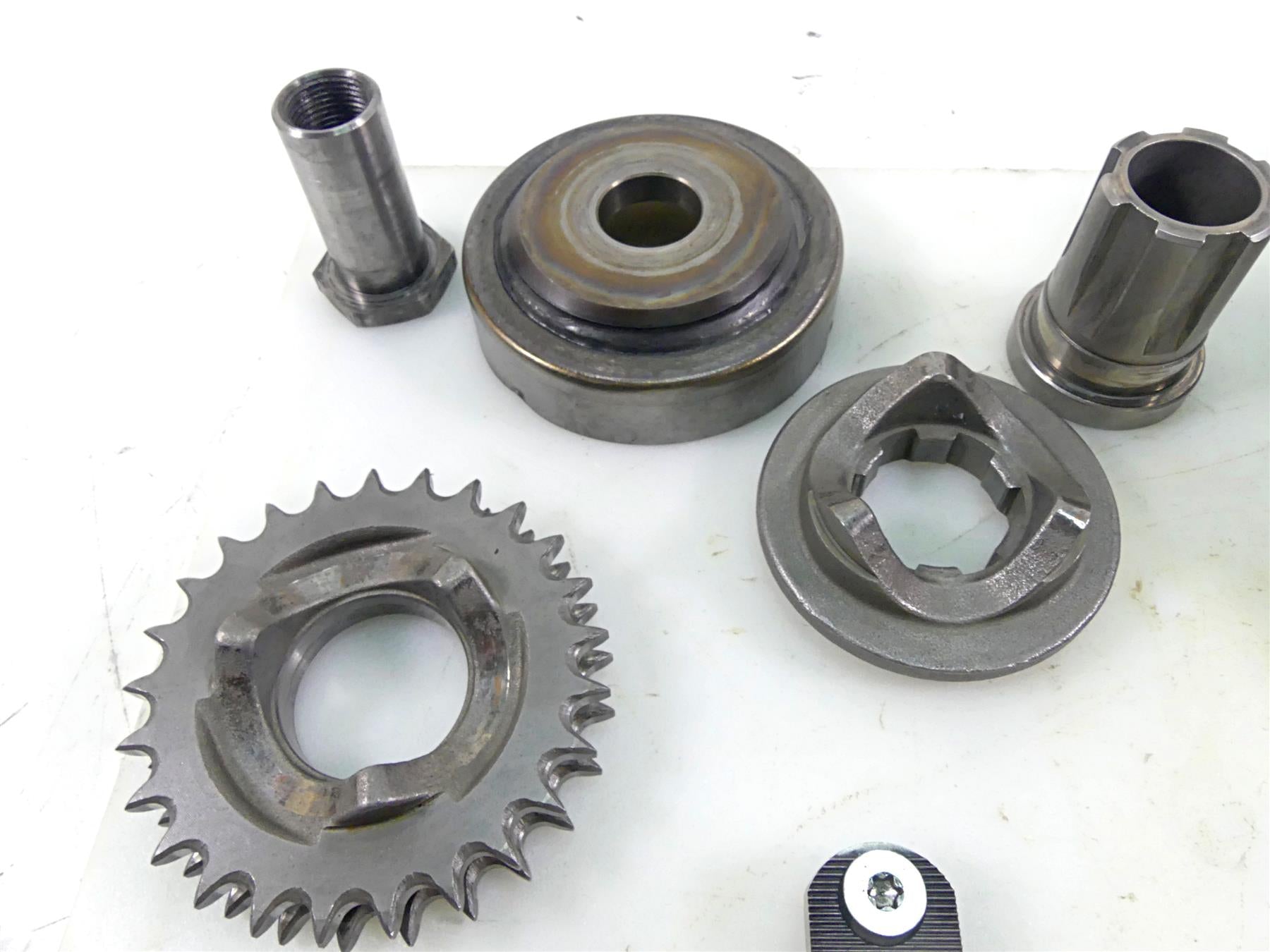 2002 Harley Touring FLHTC Electra Glide Primary Drive Clutch -Read 37802-98B {{ shop.shopifyCountryName }} - Mototech271