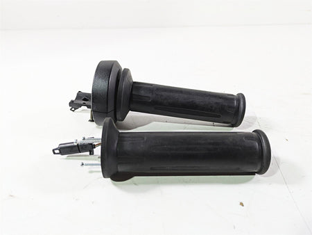 2019 BMW S1000XR K49 Heated Left Right Hand Grip -Cruise 61318552124 61318554007 {{ shop.shopifyCountryName }} - Mototech271