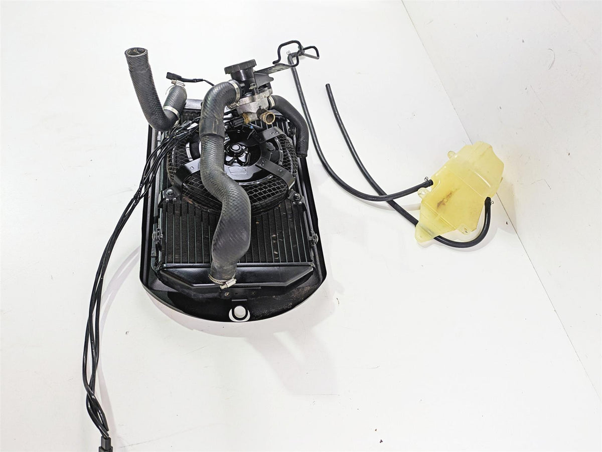 2008 Kawasaki VN1600 Vulcan Nomad Radiator Fan Reservoir Set - Read 39060-0019 {{ shop.shopifyCountryName }} - Mototech271