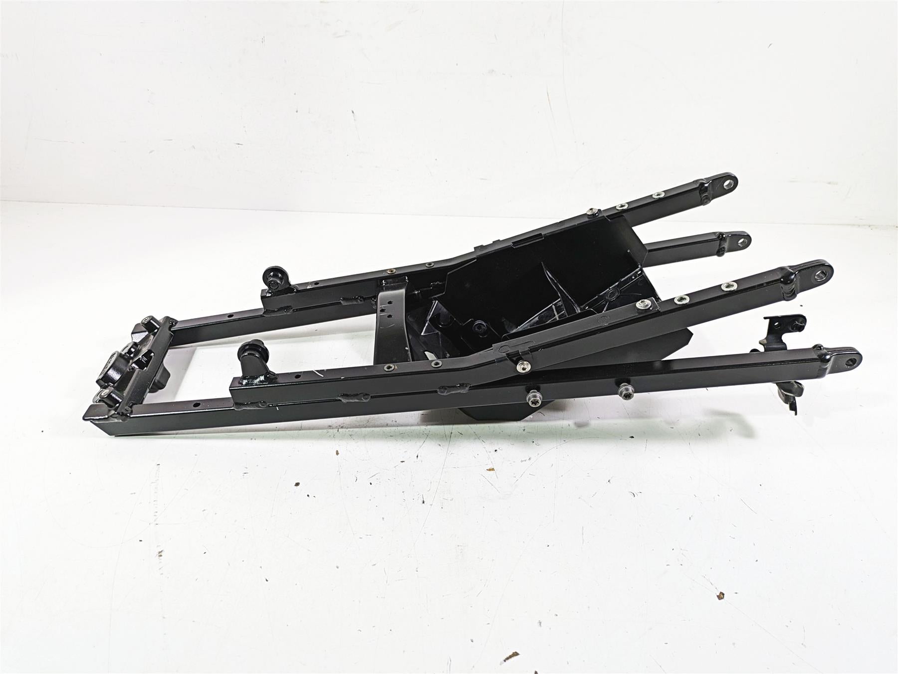 2017 BMW S1000R K47 Straight Subframe & Inner Fender 46518550381 8526754 {{ shop.shopifyCountryName }} - Mototech271