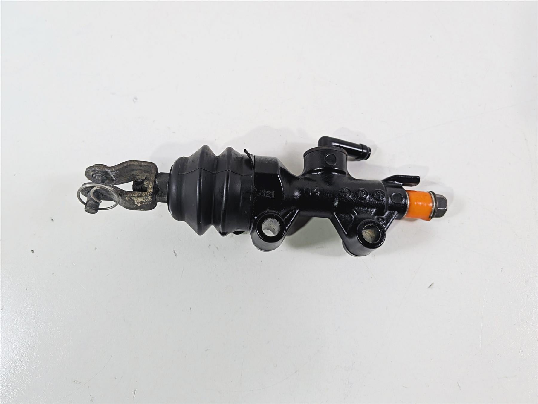 2006 Harley Sportster XL1200 C Rear Brake Master Cylinder 42521-04 {{ shop.shopifyCountryName }} - Mototech271