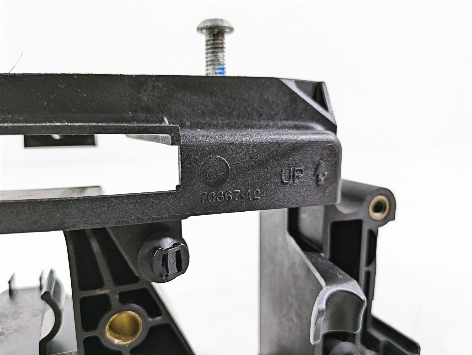 2014 Harley FXDL Dyna Low Rider Electric Holder Tray & Cover 69200101 70367-12 {{ shop.shopifyCountryName }} - Mototech271