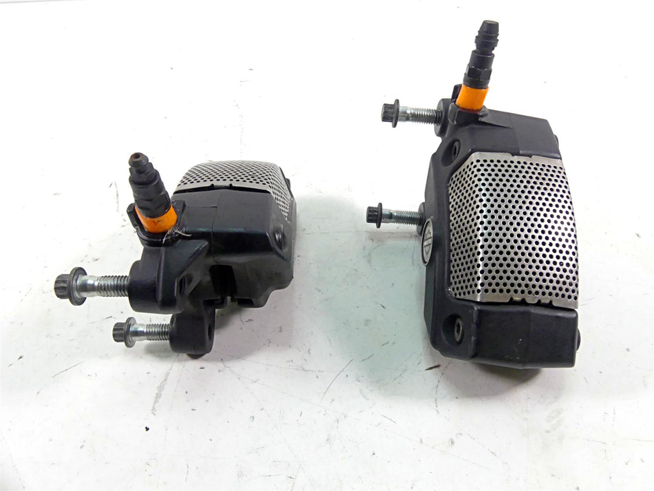 2010 Harley Touring FLHRC Road King Front Brake Caliper Set 43027-08 44023-08 {{ shop.shopifyCountryName }} - Mototech271