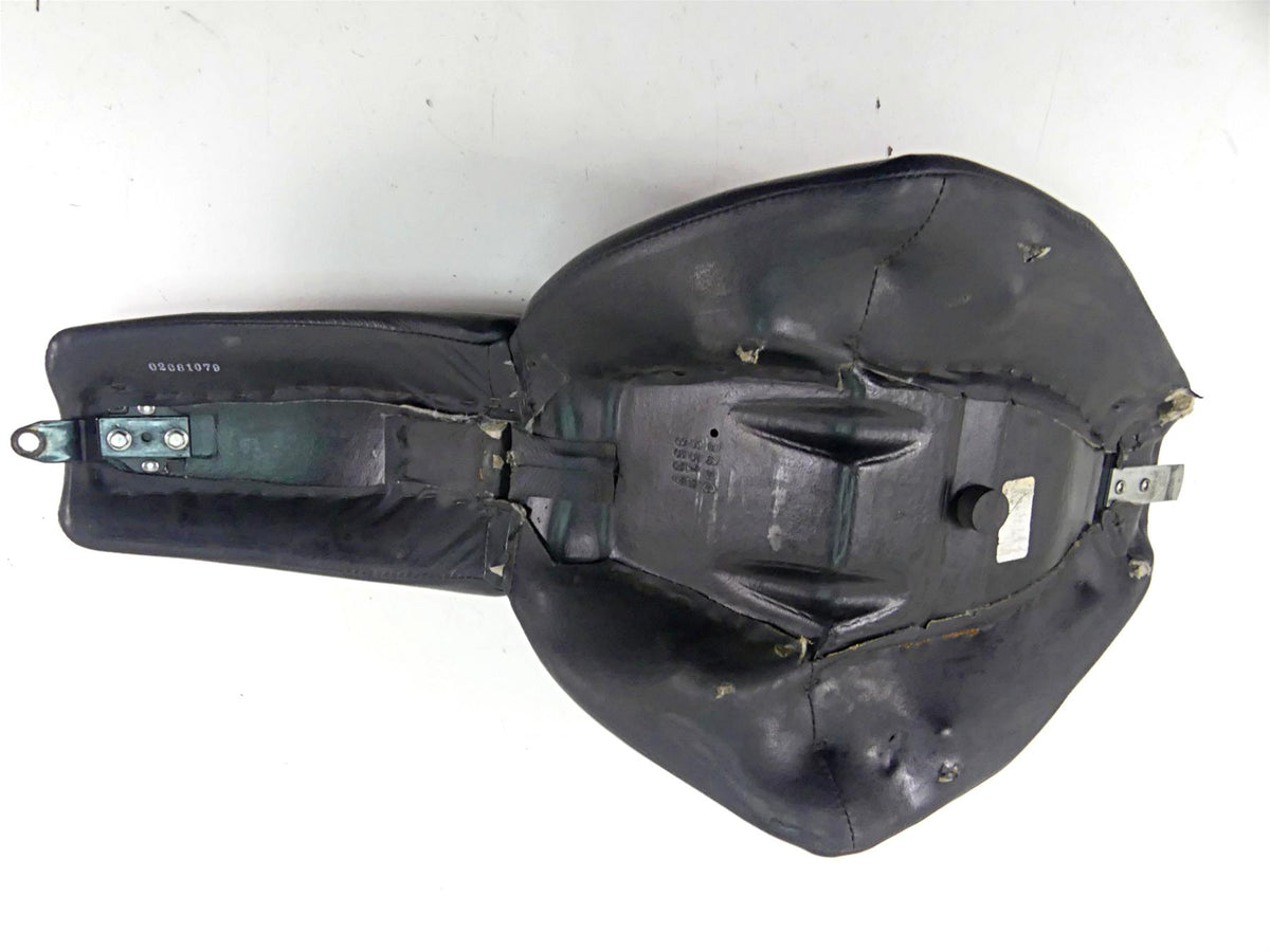 2011 Harley Softail FXS Blackline Duo Rider Driver Seat Saddle - Read 54168-11 {{ shop.shopifyCountryName }} - Mototech271