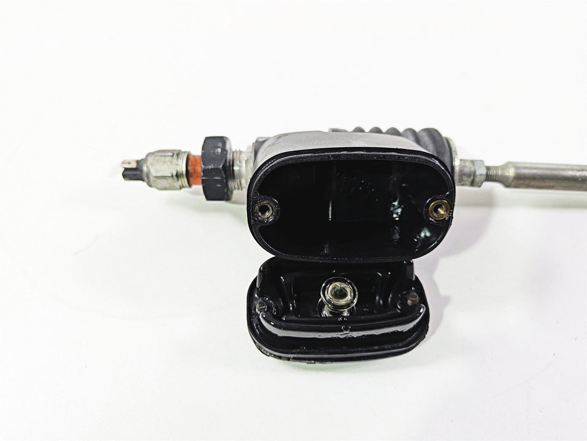 2011 Harley FXDC Dyna Super Glide Rear Brake Master Cylinder 42474-06C {{ shop.shopifyCountryName }} - Mototech271
