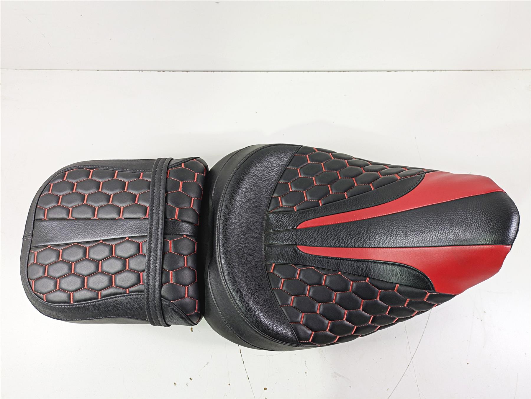 2019 Indian Chieftain Limited CC Rider Seat Saddle Red FS04-07-RD