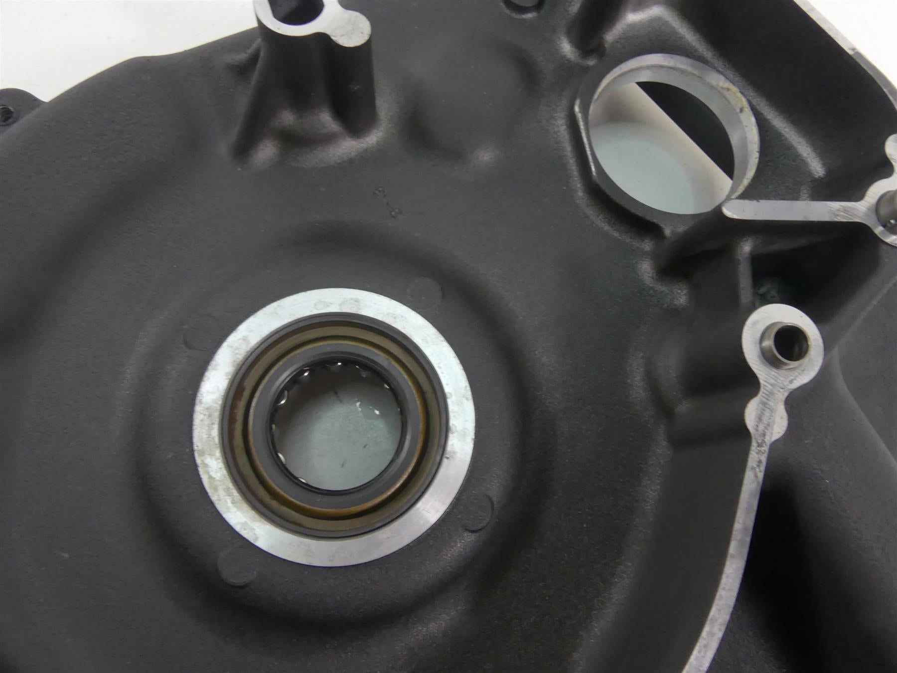 2008 Harley Softail FXSTB Night Train Inner Primary Drive Clutch Cover 60681-06A {{ shop.shopifyCountryName }} - Mototech271