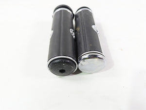 2016 Harley Touring FLHR Road King  Willie G Skull Hand Grips - Read 56741-04