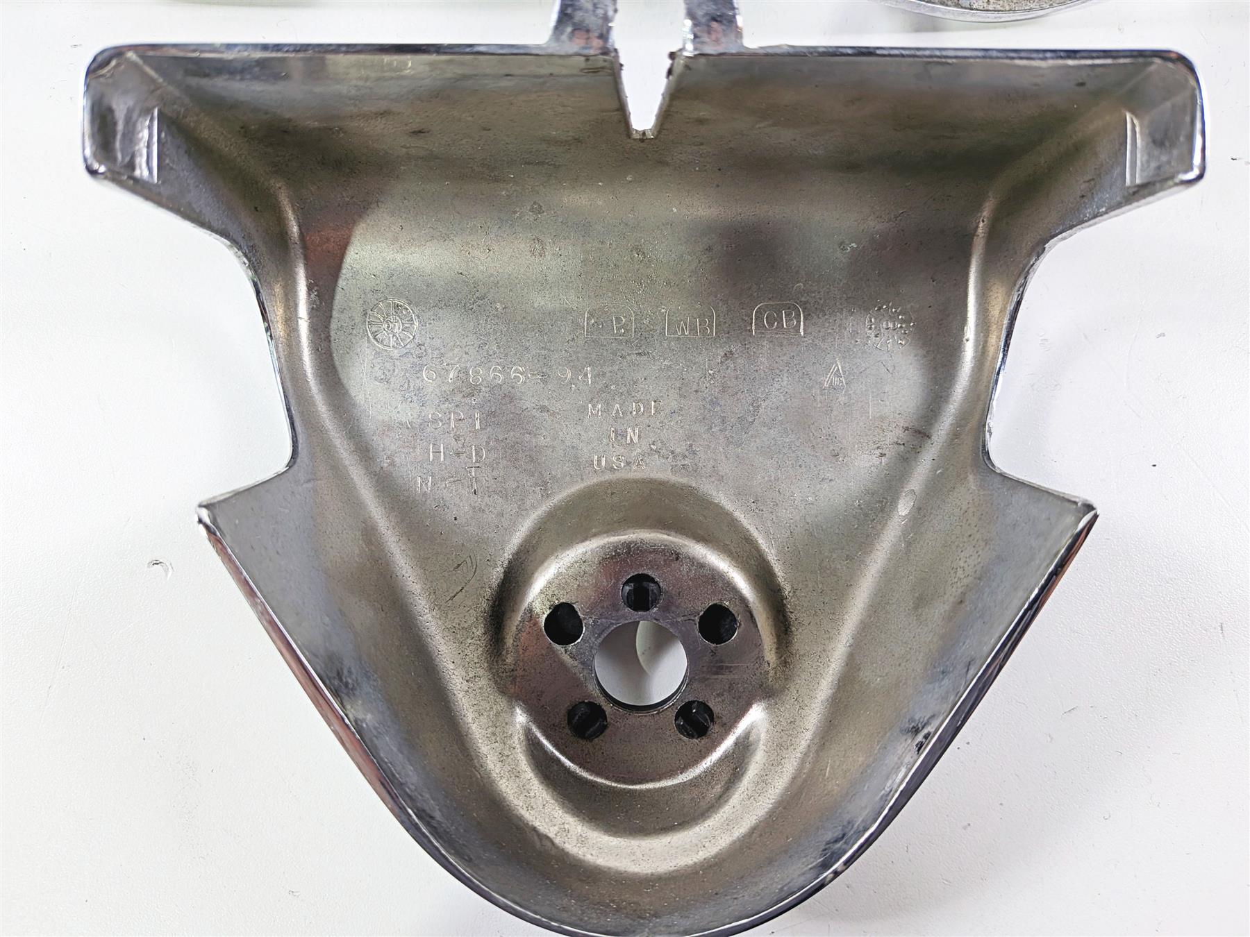 2001 Harley FLHRCI Road King Chrome Headlight Nacelle - Read 67924-06 67866-94 {{ shop.shopifyCountryName }} - Mototech271