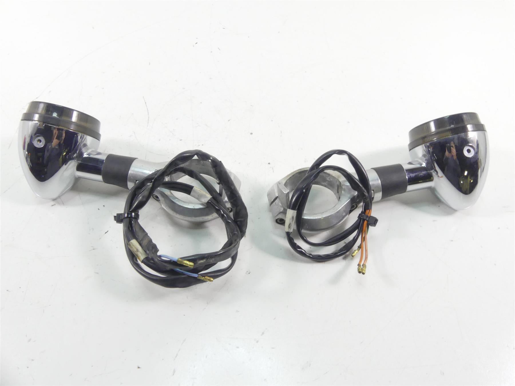 2003 Honda VTX1800 C Smoked Front Blinker & Clamp Set 33400-MBH-672 {{ shop.shopifyCountryName }} - Mototech271