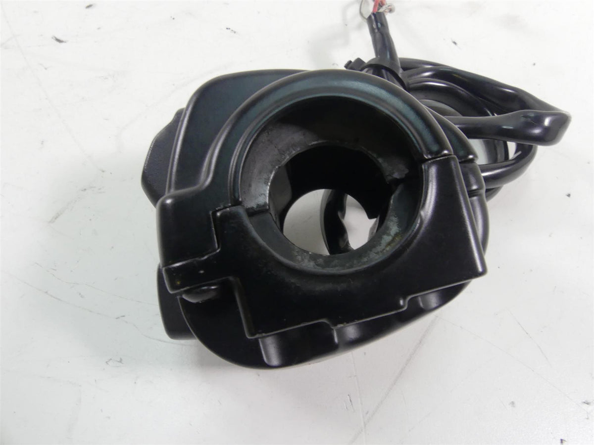 2019 Harley Softail FXBB Street Bob Right Hand Start Control Switch 71500462 {{ shop.shopifyCountryName }} - Mototech271