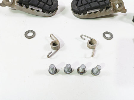 2020 KTM 1290 Super Adventure R Rider Footpeg Set & Clips & Bolts 60003040133 {{ shop.shopifyCountryName }} - Mototech271
