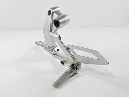 2017 Ducati Panigale 1299 Left Front Foot Peg & Frame Mount 82431861A 8291E061A-Mototech271