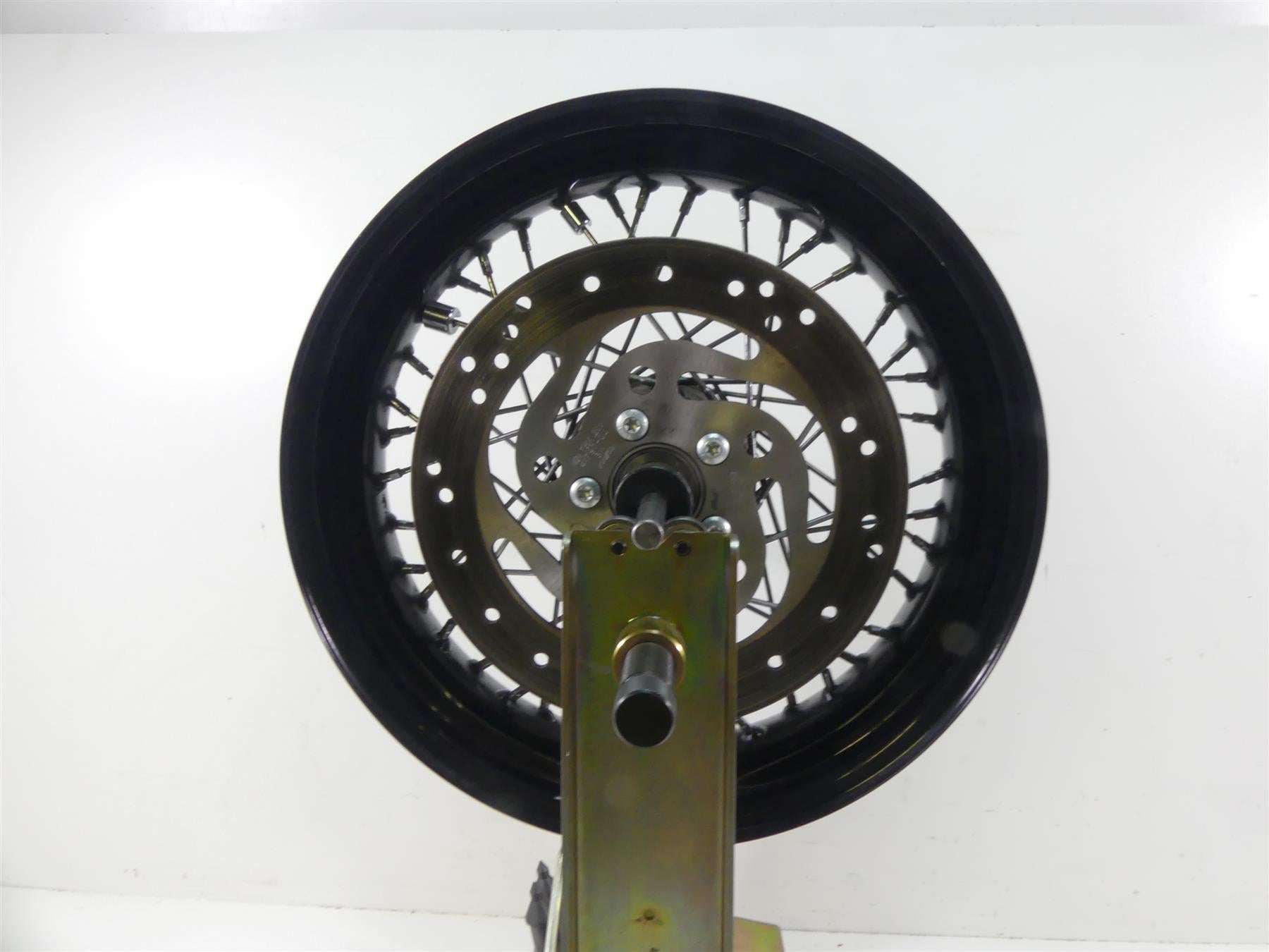 2013 Harley FXDWG Dyna Wide Glide Rear 17x4.5 Rear Wheel Rim -Read 41430-09A {{ shop.shopifyCountryName }} - Mototech271