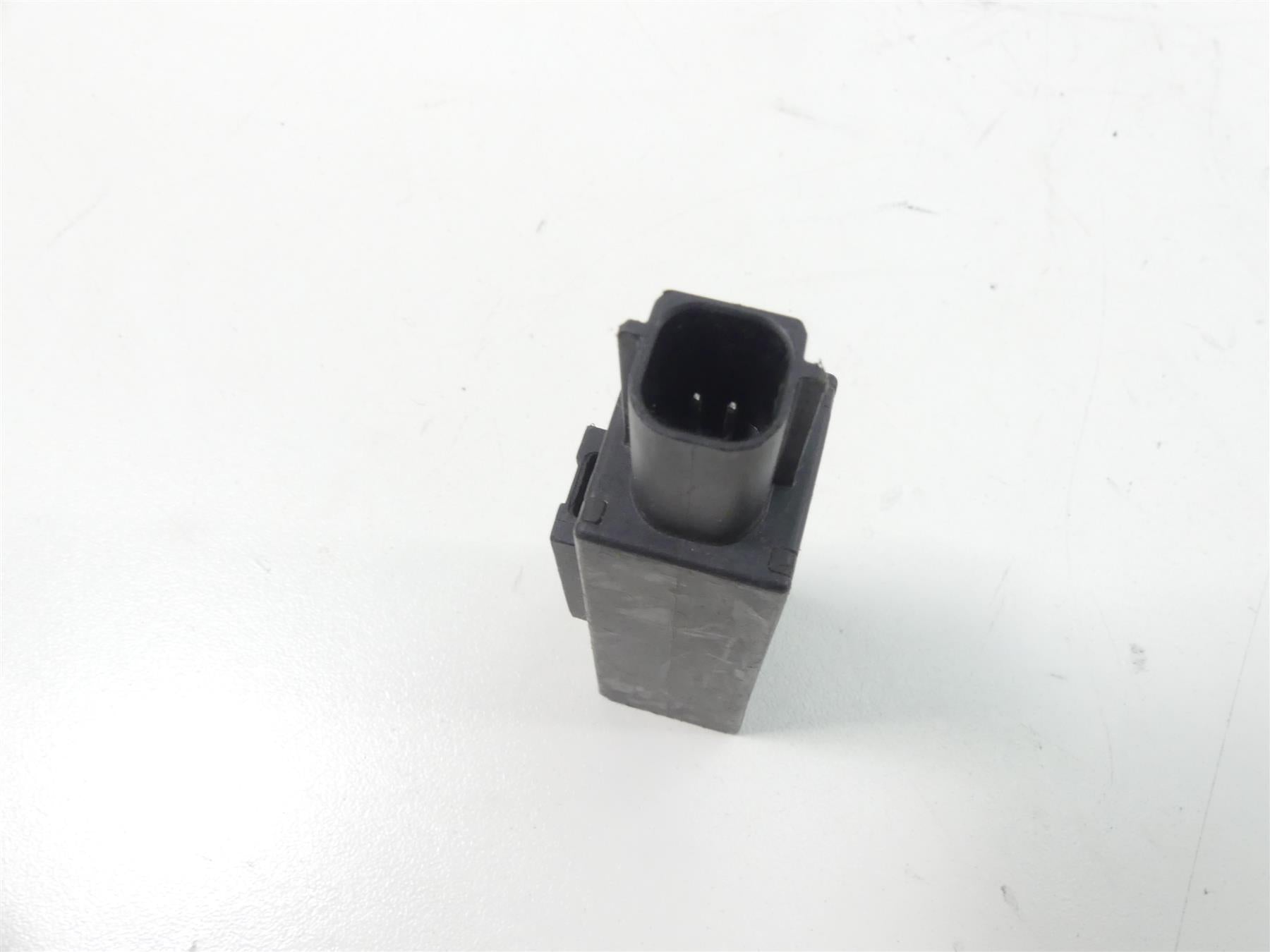 2014 Harley Sportster XL1200 C Bcm Body Control Module & Pin 69994-12 {{ shop.shopifyCountryName }} - Mototech271