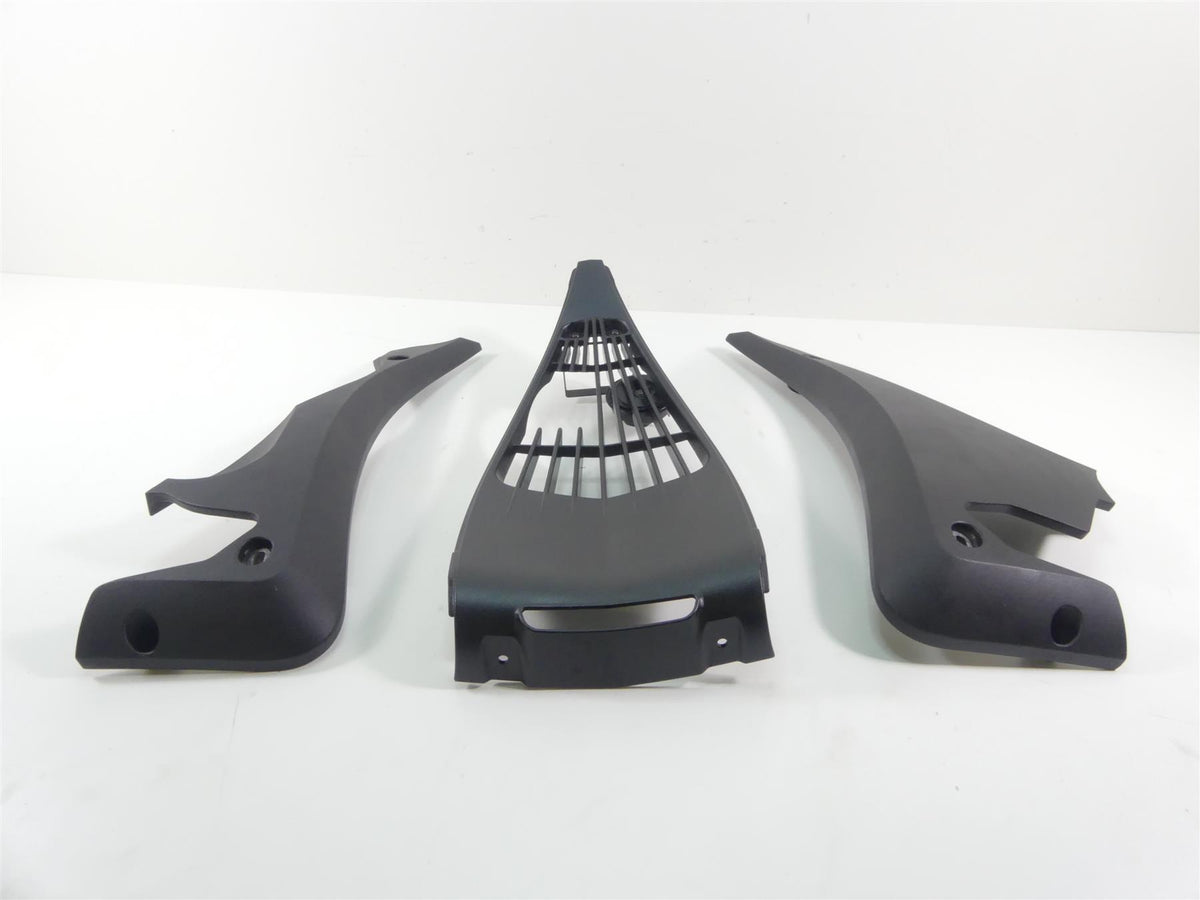 2015 Victory Cross Country 8 Ball Radiator Side & Center Cover Fairings 5437803 {{ shop.shopifyCountryName }} - Mototech271