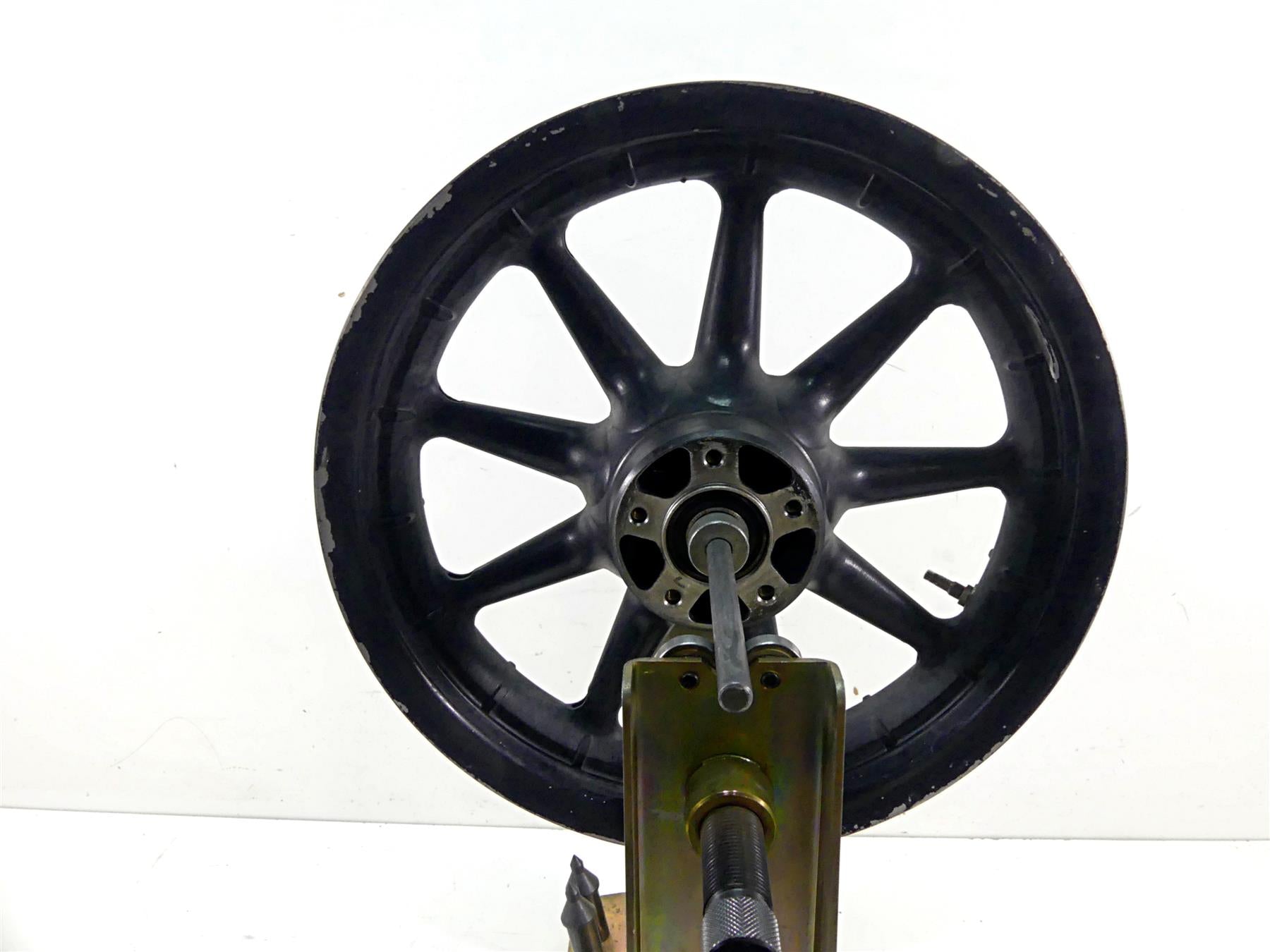 2002 Harley Touring FLHTC Electra Glide Front Wheel Rim 16x3 9 Spoke 43345-00 {{ shop.shopifyCountryName }} - Mototech271
