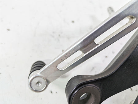2023 Triumph Street Triple 765 RS Left Rider Footpeg & Shifter T2088021 T2089751 {{ shop.shopifyCountryName }} - Mototech271