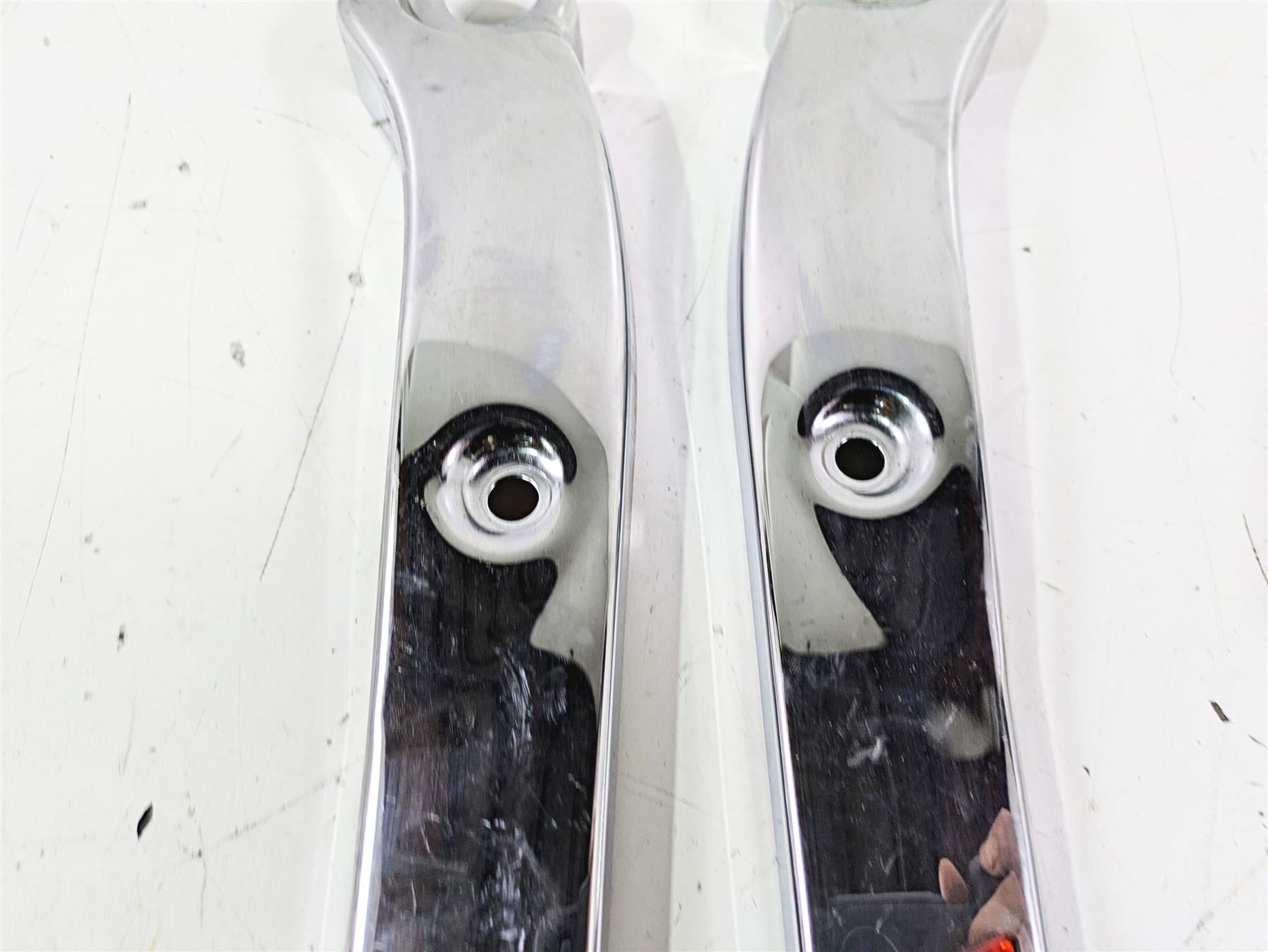 2007 Harley FXDWG Dyna Wide Glide Rear Fender Chrome Struts Braces 59893-06 {{ shop.shopifyCountryName }} - Mototech271