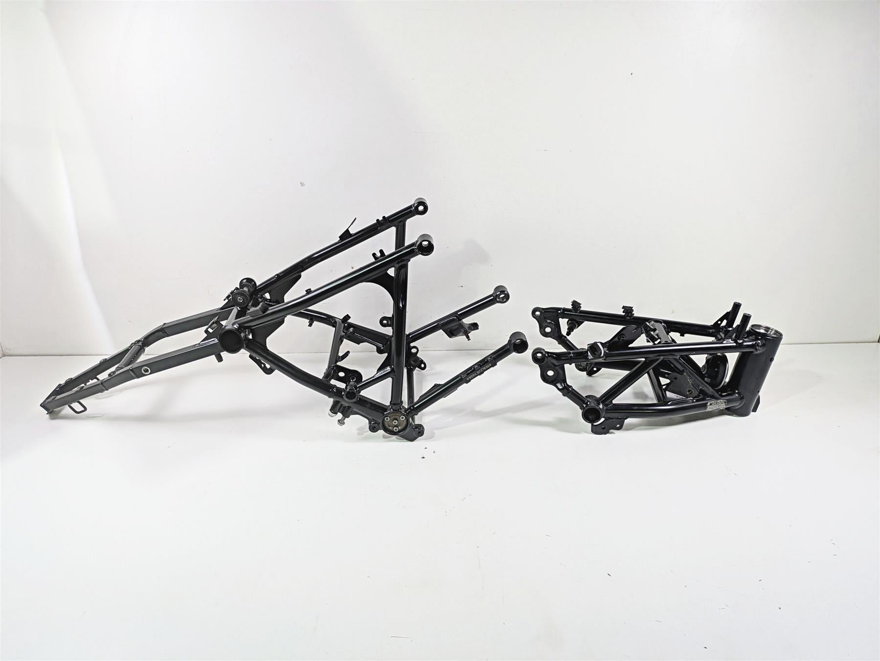 2018 BMW R nineT Urban GS K33 Front & Rear Frame Set With Clean Texas Title 46518561795 46518561796