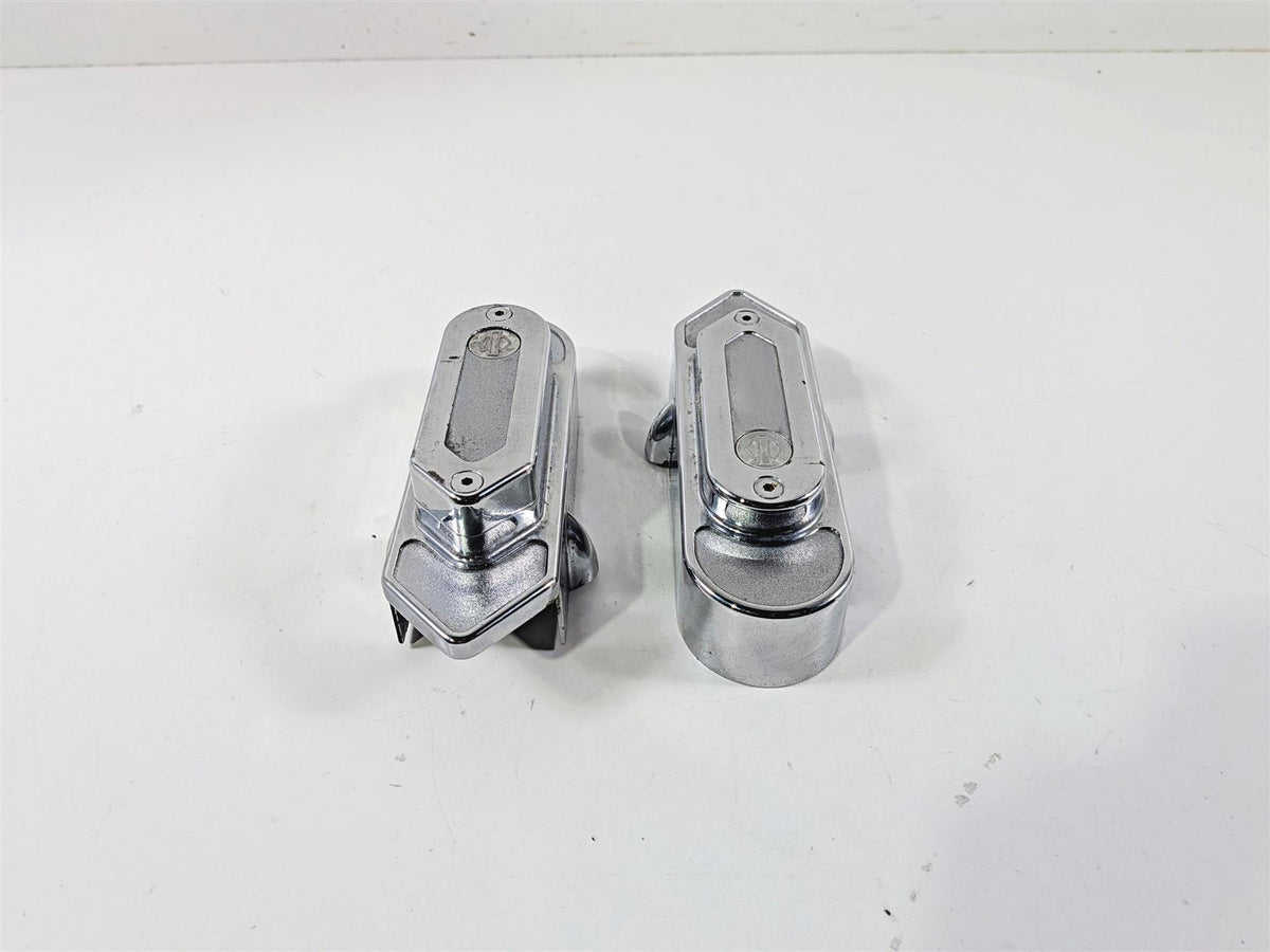 1998 Harley Dyna FXDL Low Rider Rear Axle Swingarm Cover Set 45157-97 {{ shop.shopifyCountryName }} - Mototech271