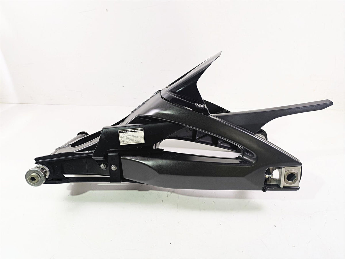 2009 Yamaha FZ1 FZS10 Fazer Straight Rear Swingarm & Axle Set 2D1-22110-11-00 {{ shop.shopifyCountryName }} - Mototech271