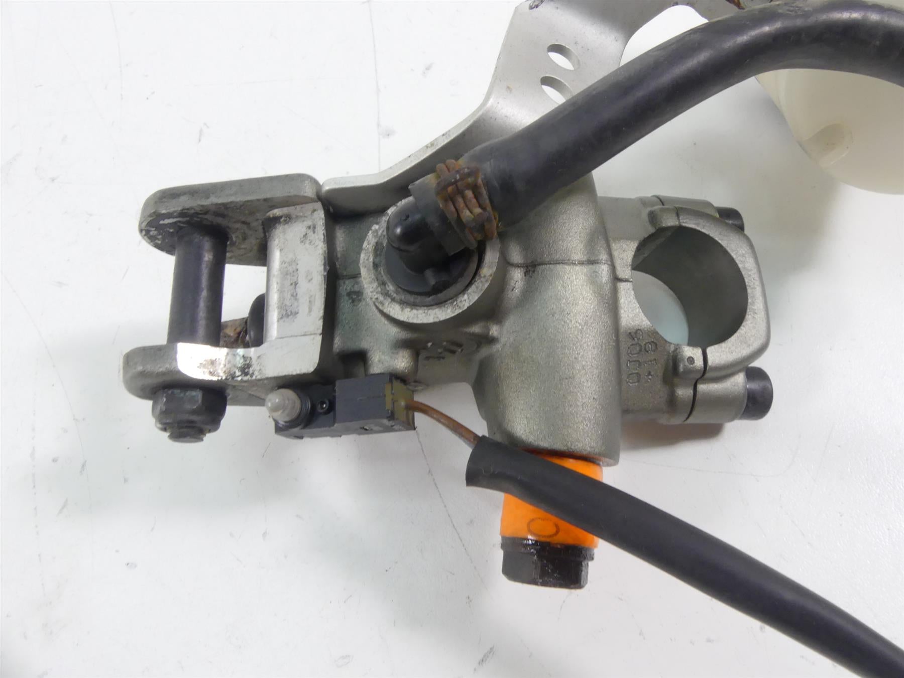 2011 Ducati Hypermotard 1100 SP Front Brembo Radial Brake Master Cylin 62440512A {{ shop.shopifyCountryName }} - Mototech271