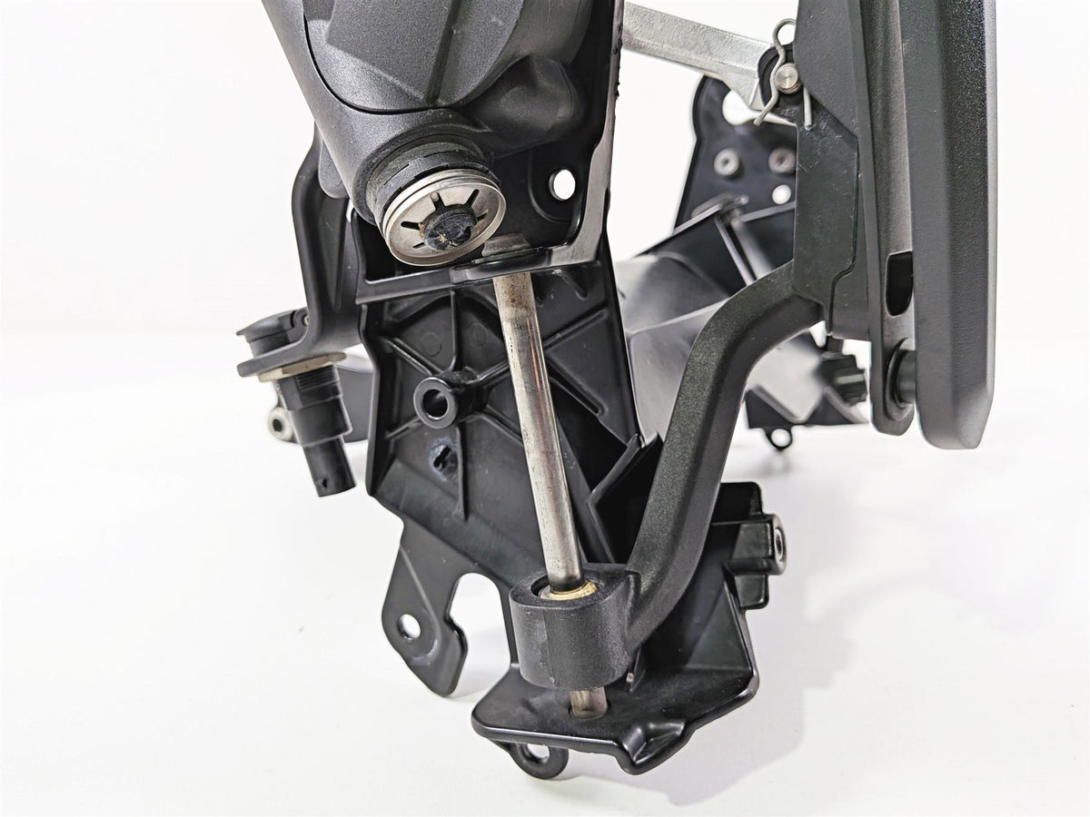 2015 BMW R1200GS K50 Front Windshield Adjustment Mount 46637726524 {{ shop.shopifyCountryName }} - Mototech271