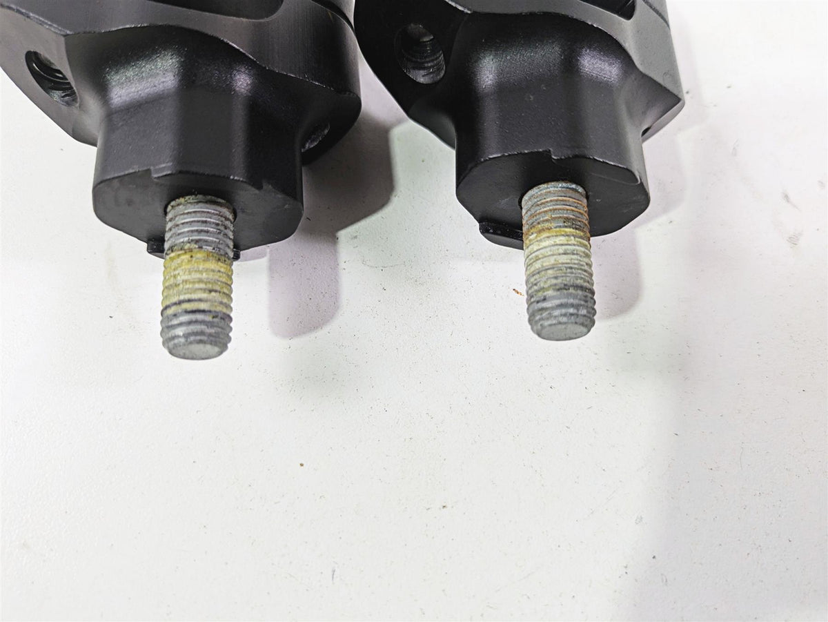 2018 KTM 1290 Super Duke R Handlebar Riser Clamp Holder Set -Read 6140103903733S {{ shop.shopifyCountryName }} - Mototech271
