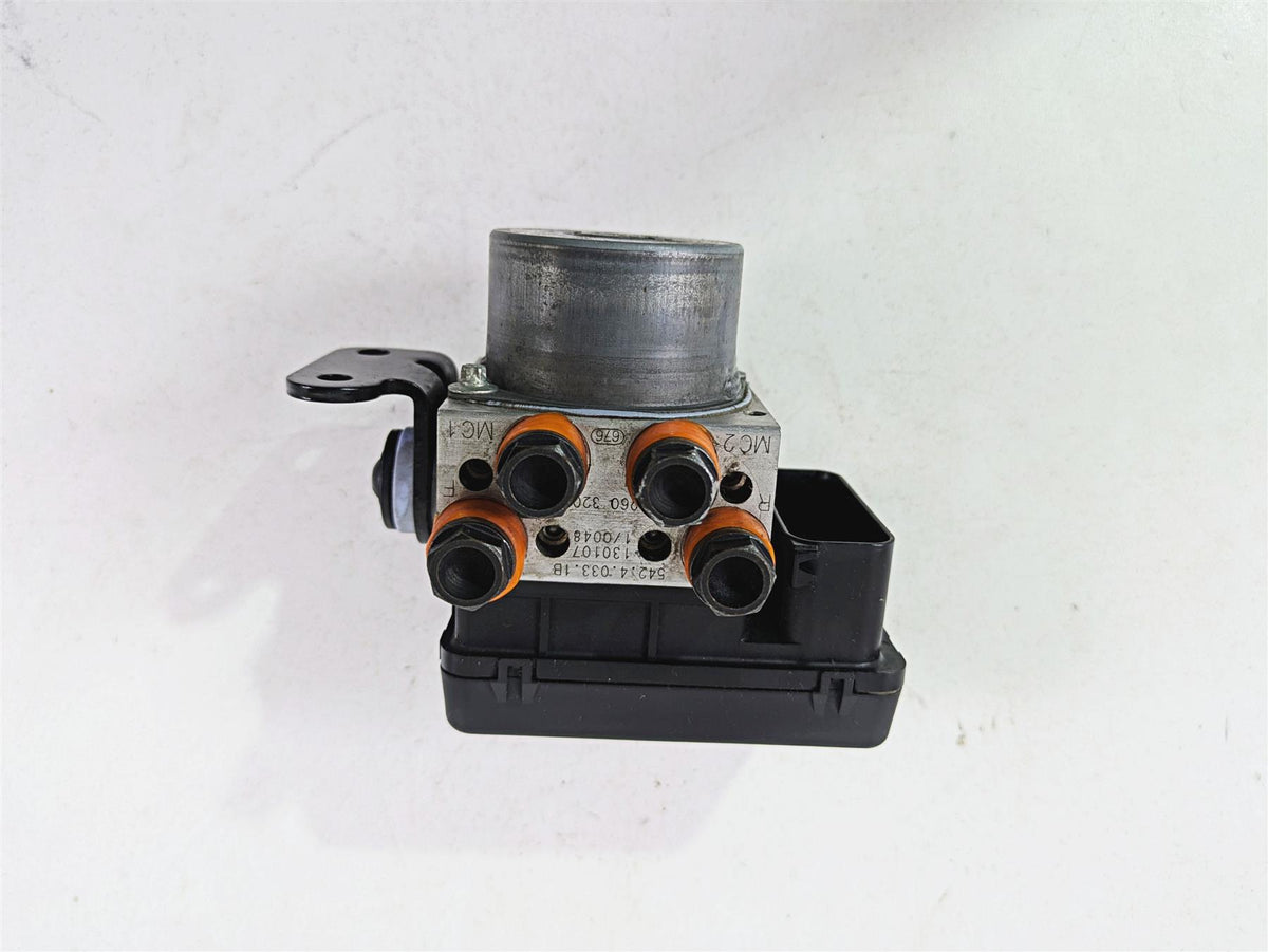 2013 Ducati Hypermotard 821 SP Abs Brake Pump Module 54240402A 54240331B {{ shop.shopifyCountryName }} - Mototech271