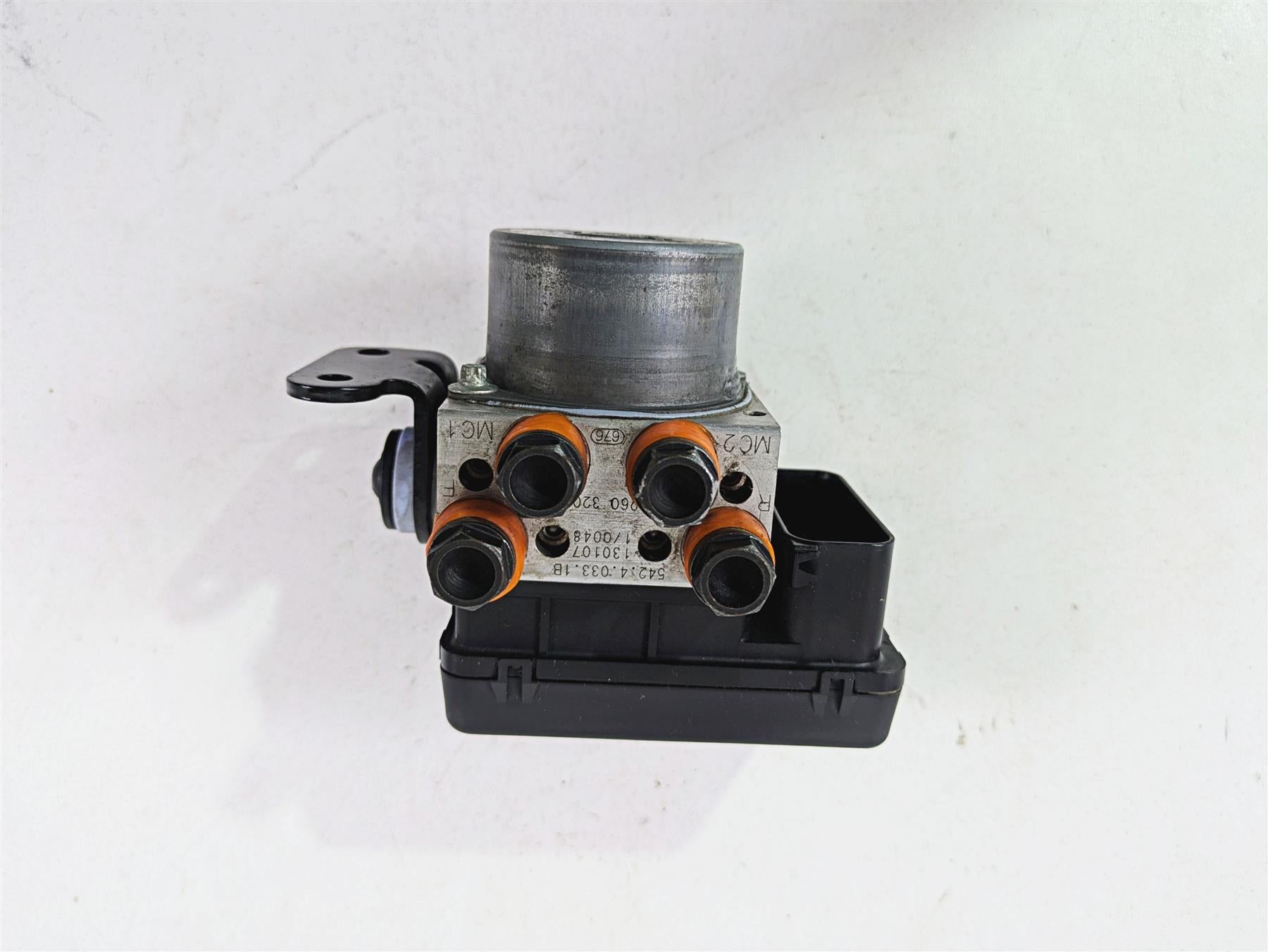 2013 Ducati Hypermotard 821 SP Abs Brake Pump Module 54240402A 54240331B {{ shop.shopifyCountryName }} - Mototech271