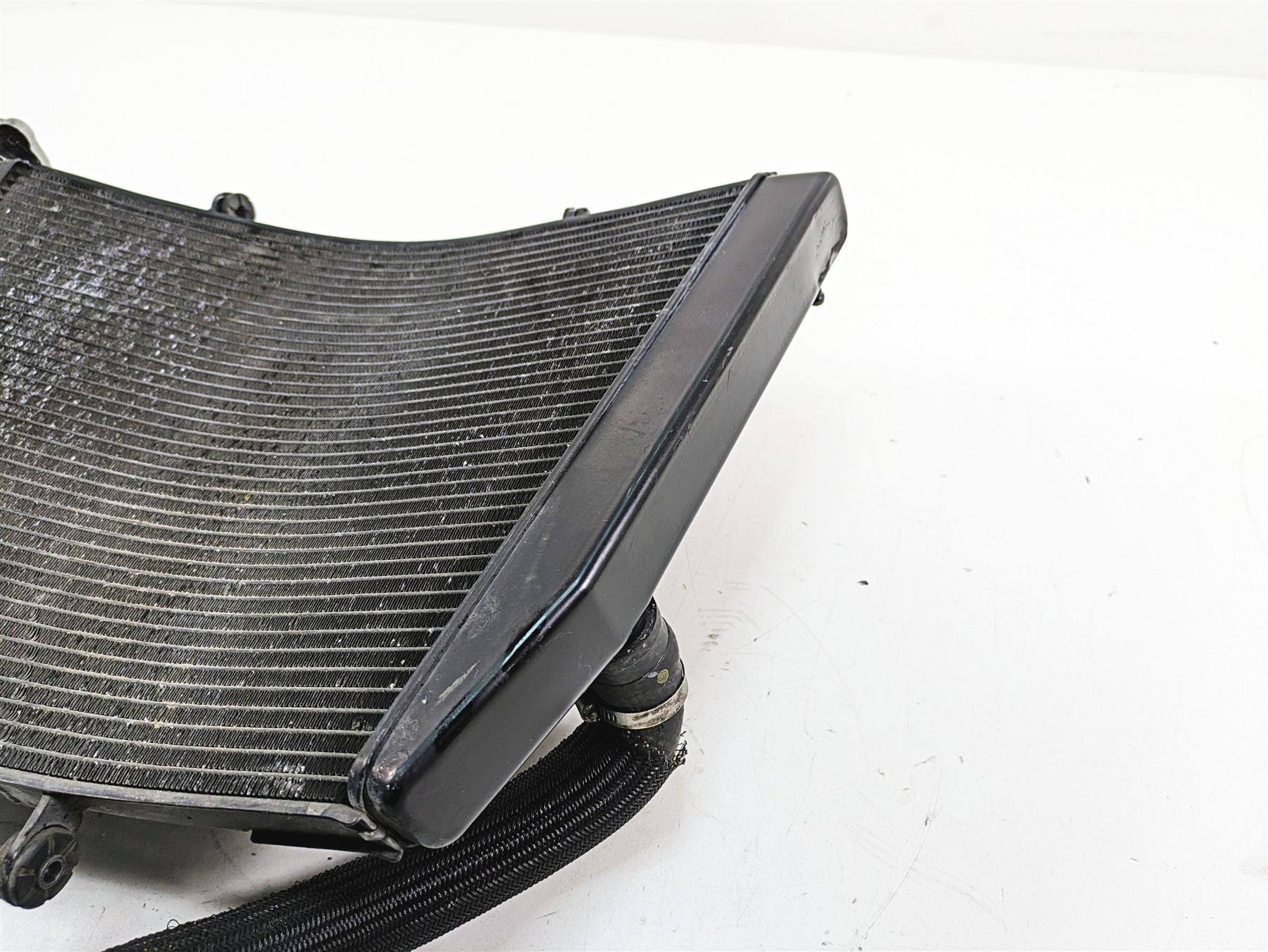 2009 Suzuki GSXR750 K9 Radiator Fan Hoses Reservoir Set - Read 17710-01H10 {{ shop.shopifyCountryName }} - Mototech271