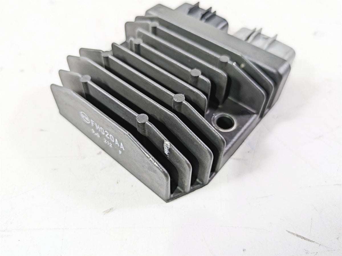 2020 Triumph Daytona 765 Moto2 Rectifier Voltage Regulators T1300675 FH020AA {{ shop.shopifyCountryName }} - Mototech271