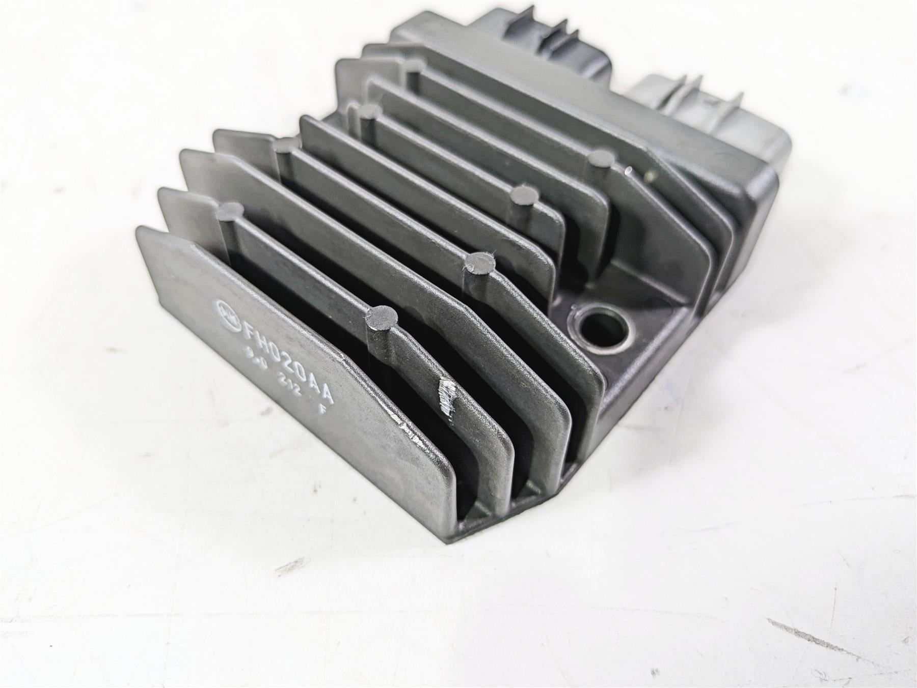 2020 Triumph Daytona 765 Moto2 Rectifier Voltage Regulators T1300675 FH020AA {{ shop.shopifyCountryName }} - Mototech271