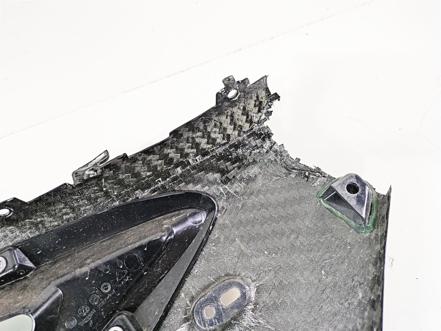 2020 Triumph Daytona 765 Moto2 Left Side Carbon Cover Fairing -Broken T2309797 {{ shop.shopifyCountryName }} - Mototech271
