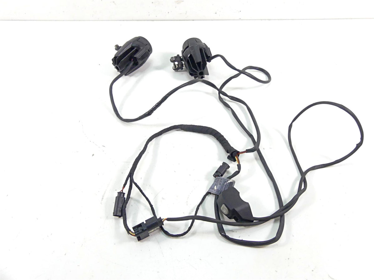 2016 BMW R1200GS Adv K51 Daytime Running Spot Light Set 63178532147 {{ shop.shopifyCountryName }} - Mototech271