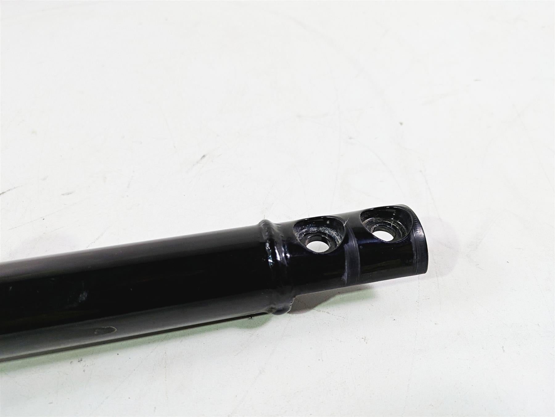 2013 Harley VRSCF Muscle Rod Right Front Frame Downtube - Read 47988-12BK {{ shop.shopifyCountryName }} - Mototech271