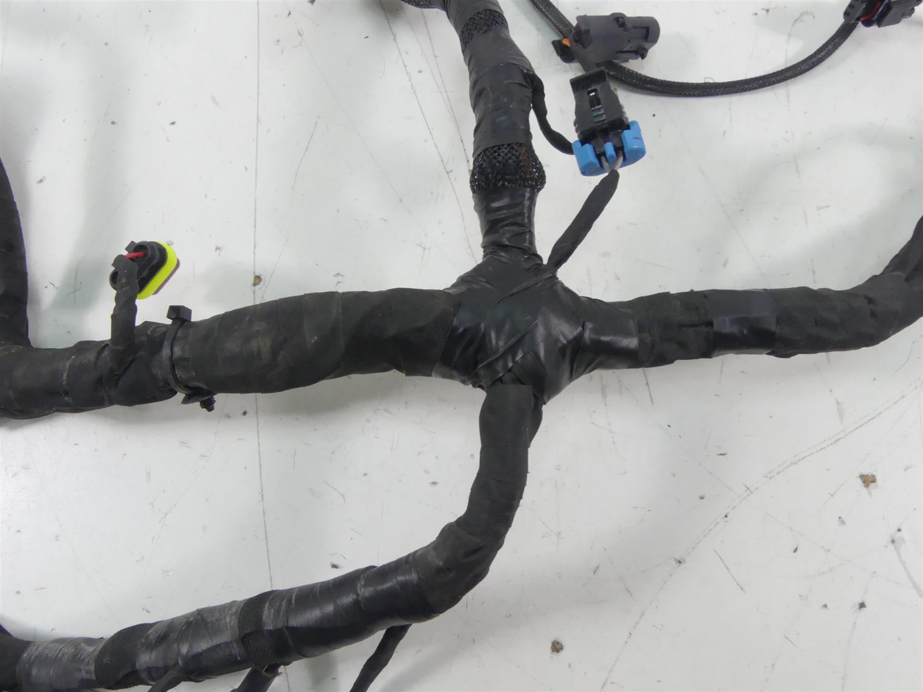 2019 Indian Motorcycle Co. FTR1200 Wiring Harness Loom -No Cuts 2414907 {{ shop.shopifyCountryName }} - Mototech271