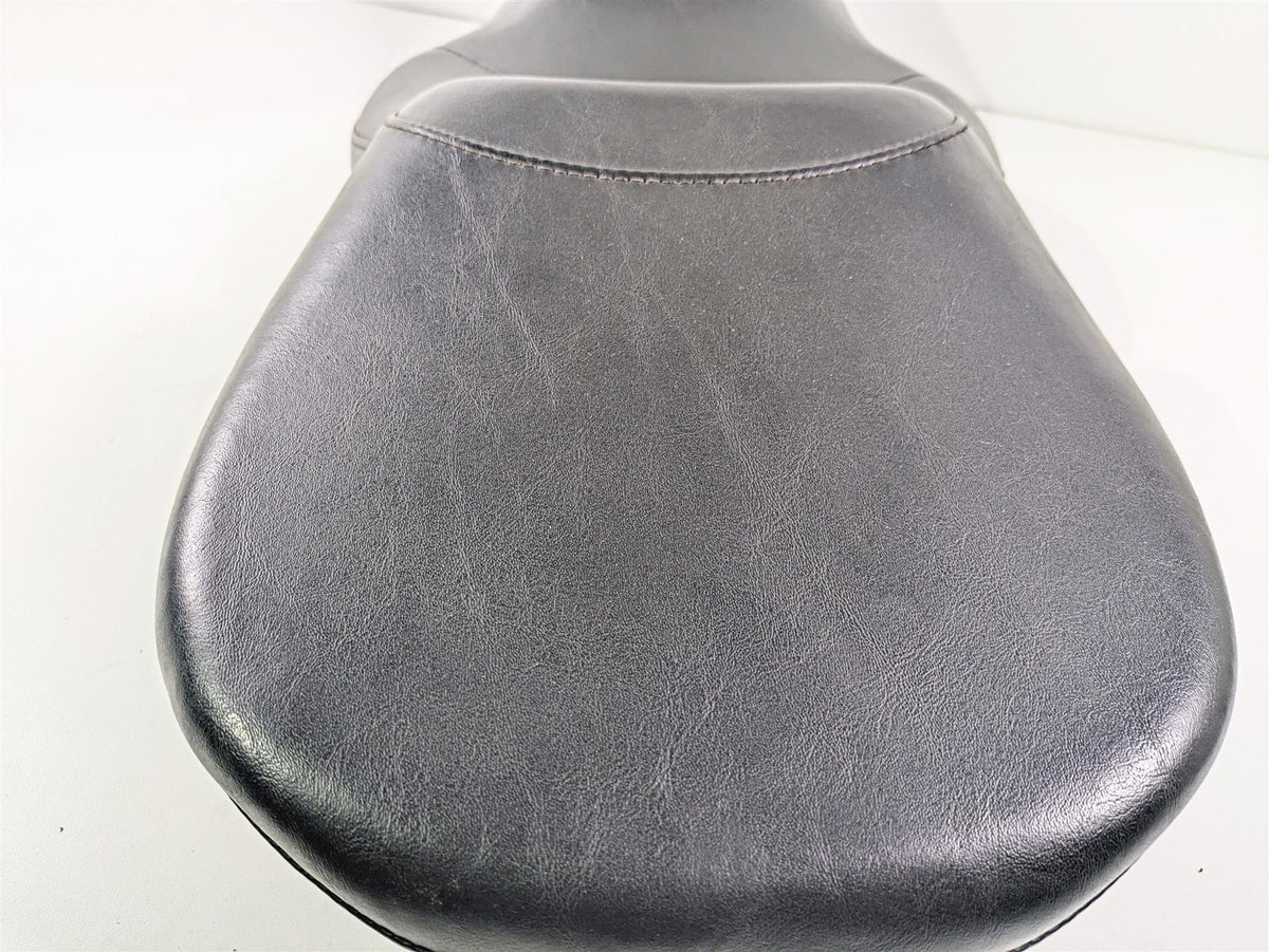 2009 Harley FXDC Dyna Super Glide Front Rear Seat Set 22531 RDW-92/61-0067 {{ shop.shopifyCountryName }} - Mototech271