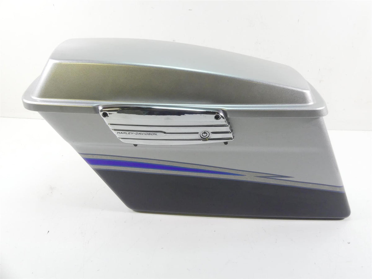 2009 Harley FLHTCU SE4 CVO E-Glide Nice Left Saddlebag Saddle Bag 88275-09 {{ shop.shopifyCountryName }} - Mototech271