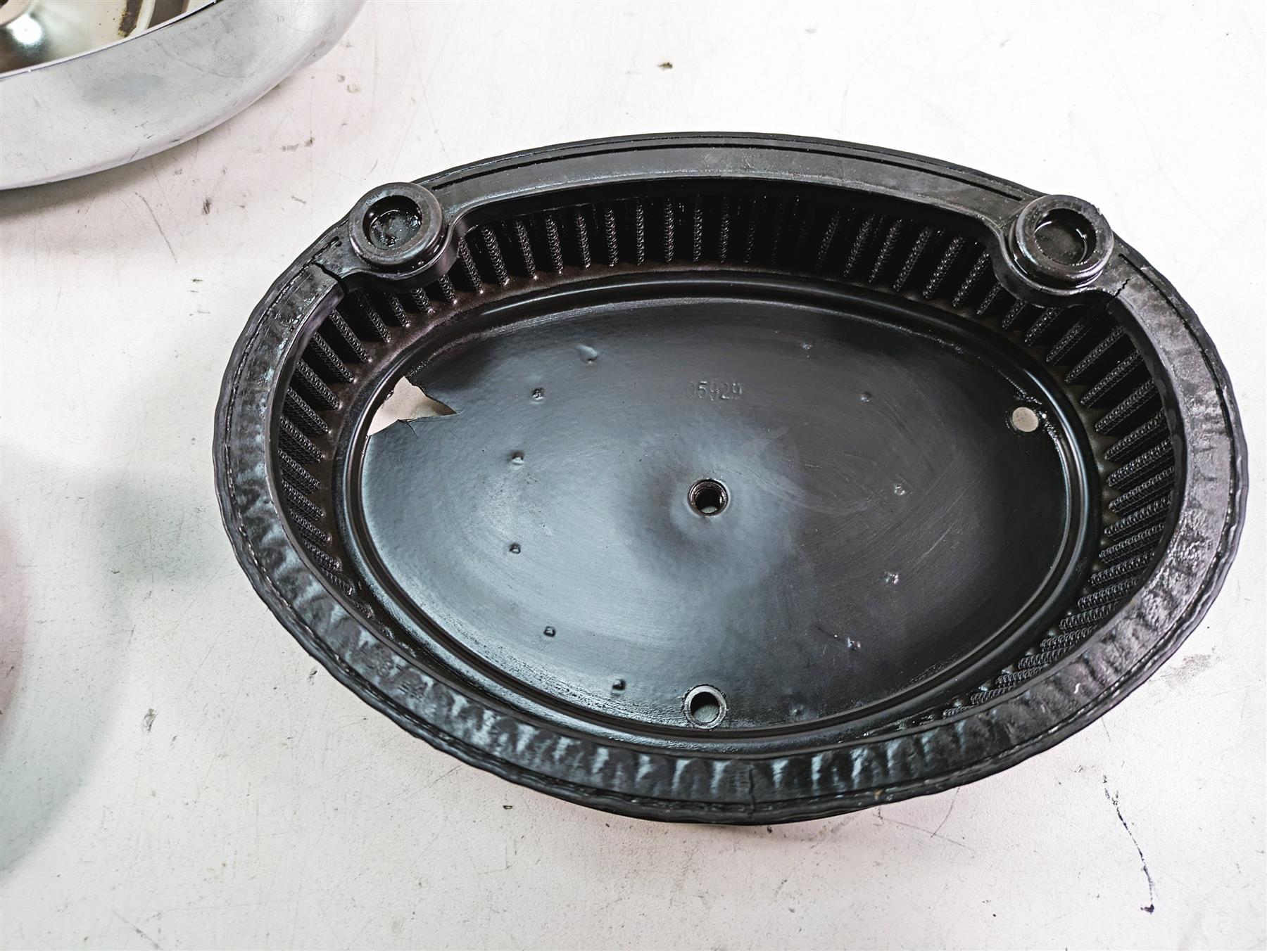 2011 Harley Touring FLHR Road King Air Cleaner Breather Filter K&N 01946 {{ shop.shopifyCountryName }} - Mototech271