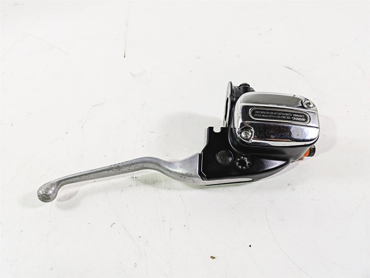 2006 Harley VRSCR Street V-Rod Front Brake Master Cylinder 11/16 44551-06C {{ shop.shopifyCountryName }} - Mototech271