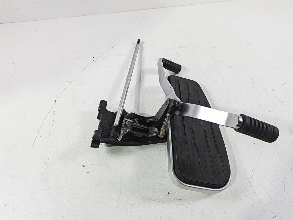 2004 Yamaha XVZ1300 Royal Star Left Floorboard Set & Shifter 4XY-27410-10-00 {{ shop.shopifyCountryName }} - Mototech271