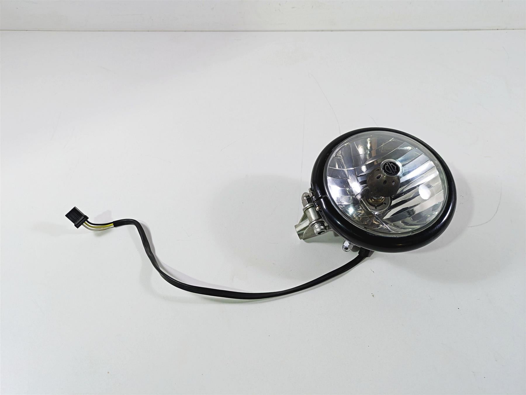 2009 Harley FLSTSB Cross Bones Headlight Head Light Lamp 5-3/4 69923-08 {{ shop.shopifyCountryName }} - Mototech271