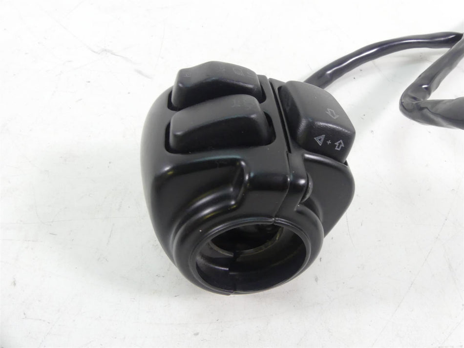 2013 Harley VRSCF Muscle V-Rod Left Blinker Lights Control Switch -Read 71682-06 {{ shop.shopifyCountryName }} - Mototech271