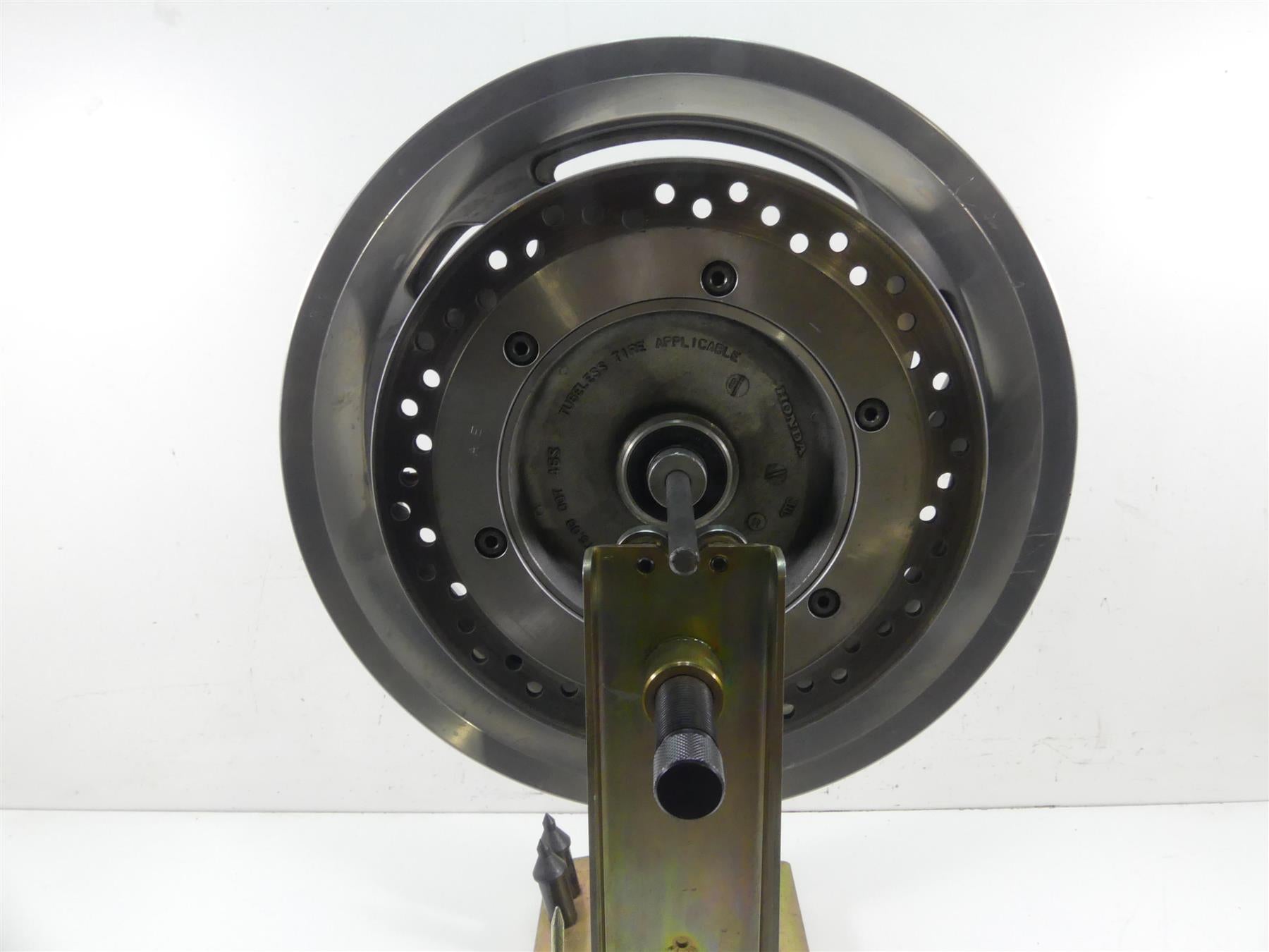2002 Honda VTX1800 C Straight Rear Wheel Rim 16x5 42650-MCH-010 {{ shop.shopifyCountryName }} - Mototech271