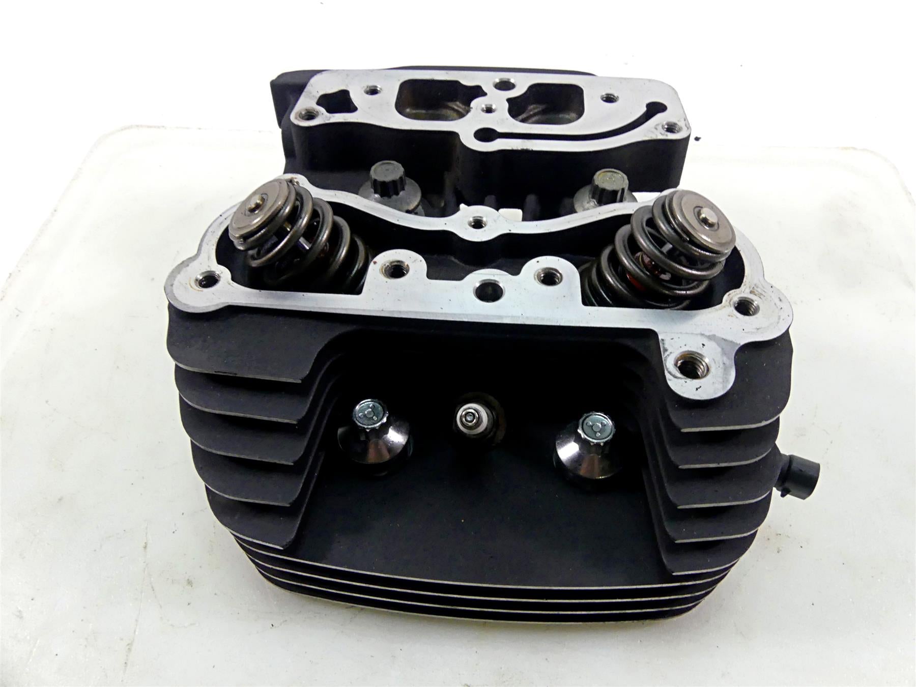 2007 Harley Touring FLHRC Road King Front Cylinder Head Cylinderhead 96 17178-06 | Mototech271